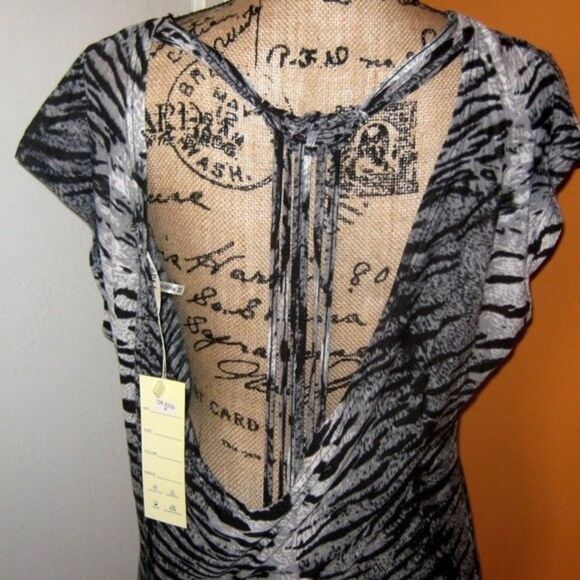 Day Night Medium Tiger Print Bodycon Dress NWT - Picture 5 of 16